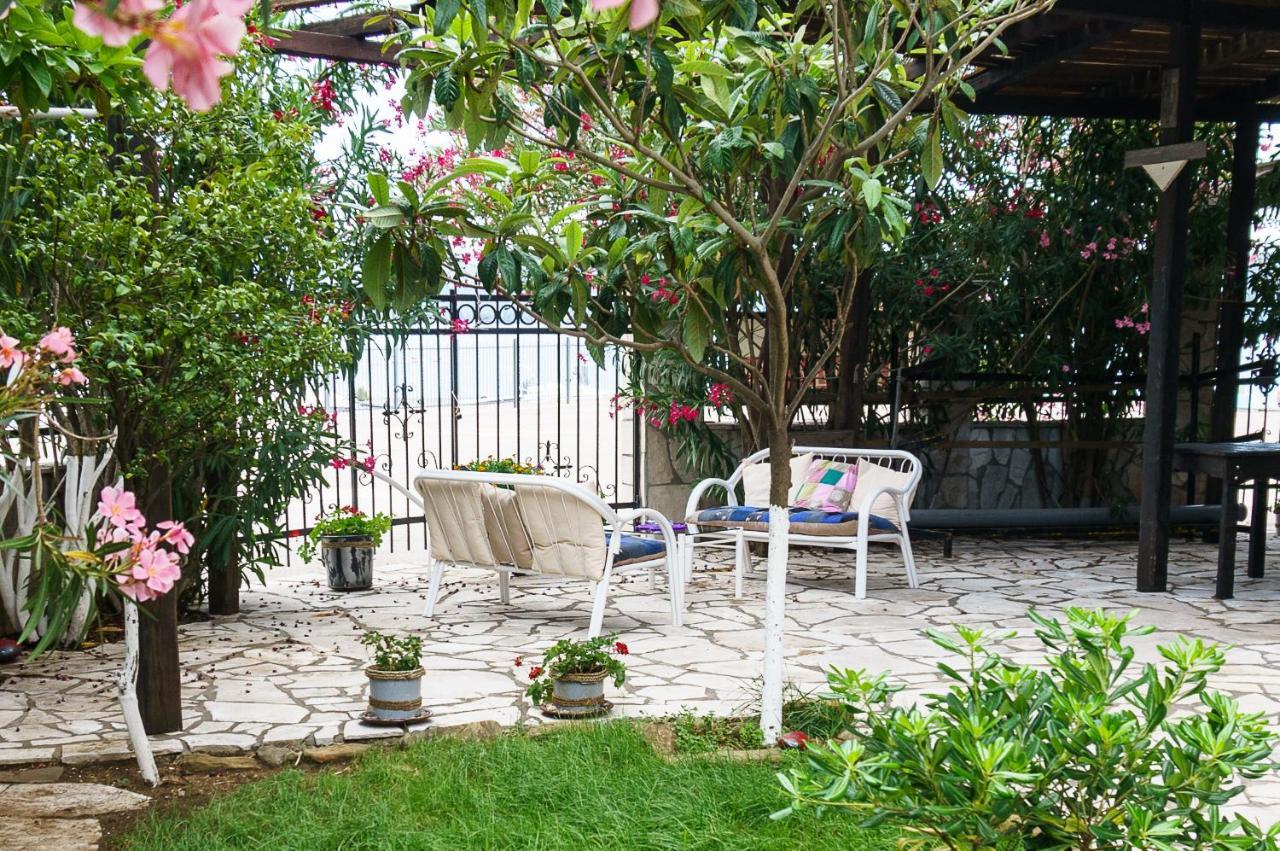 Tivat Star Hotel Exterior photo