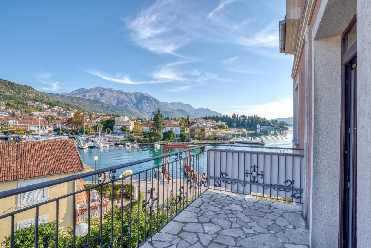 Tivat Star Hotel Exterior photo