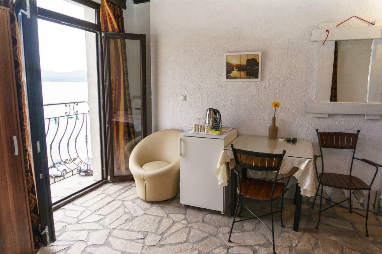 Tivat Star Hotel Exterior photo