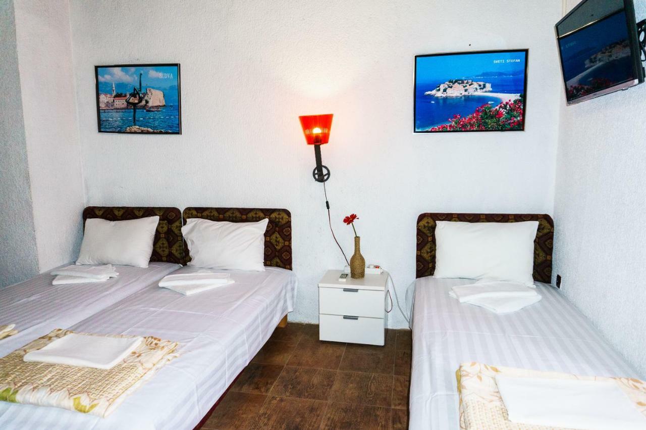 Tivat Star Hotel Exterior photo